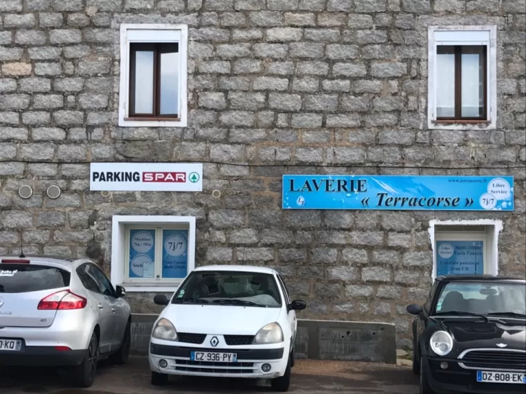 Laverie automatique pour gros volume à Figari, Pianottoli-Caldarello, Laverie Terracorse